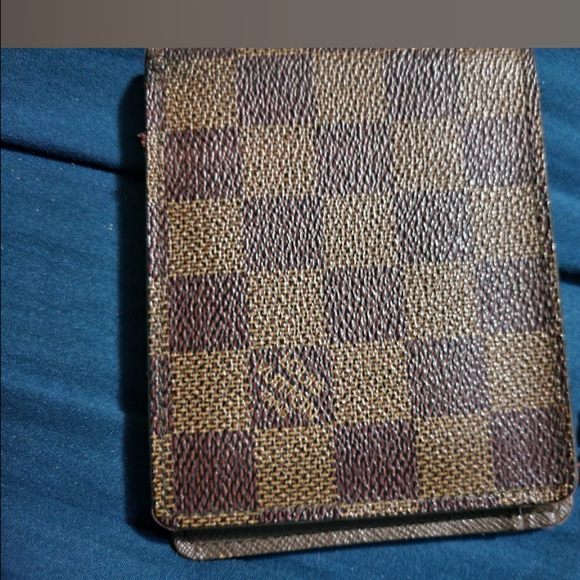 Louis vuitton Men Wallet - Picture 2 of 3